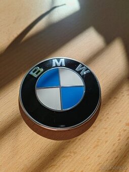 Predám BMW originály znak