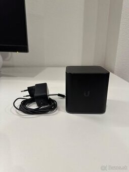 Ubiquiti airCube