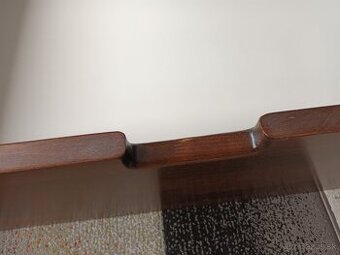 Šuplík pod posteľ