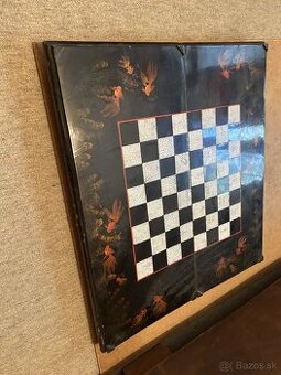 Starozitna sachovnica 64x58 cm