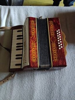 Predám detskú harmoniku