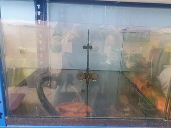 Predám.akvarium výška 32x55x60