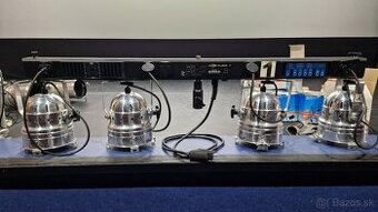 2x Svetelná rampa Showtec ShowBar 4 + 4x PAR reflektory