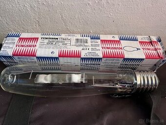 Halogenidová výbojka 400W