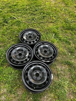 Predam plechove disky R16