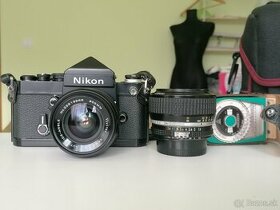 Nikon F2 + 1,2/50 Nikkor + Vivitar 2/28 - 1