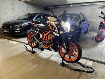 KTM Duke 390 2016 A2