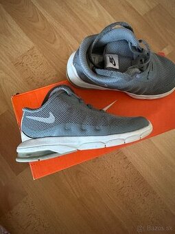 Nike tenisky veľ. 25