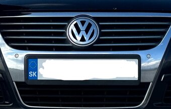 Predná maska Chrome B6 ( ako nová )