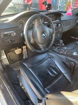 BMW e90 330i