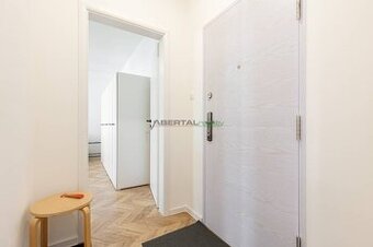Moderný 2-izbový byt na rozhraní Staré Mesta a Ružinova – Ba