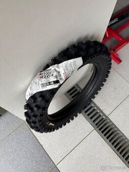 Pneu motocross brigestone