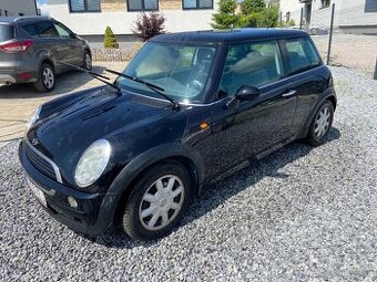Predám Mini ONE Cooper R50 – rok 2004, 1.6 66kW