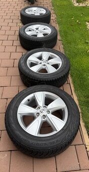 disky Volvo XC40 R17 + zimne pneu Nokian