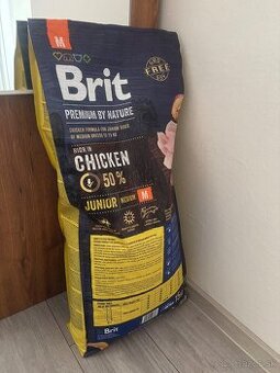 Granule BRIT chicken junior