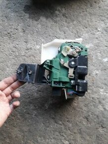 Passat b5 zamok P.P. - 1