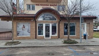 Obchodný priestor na prenájom v centre mesta Púchov