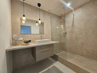 Predam novozrekonstruovany  3 izb. byt s balkonom