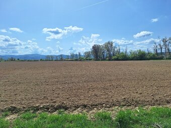 Ponúkame na predaj investičný pozemok na Sliači - Hájniky