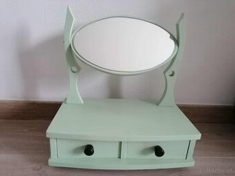 Retro Zrkadielko s polickami