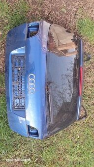 Zadne piate dvere audi A3 2006