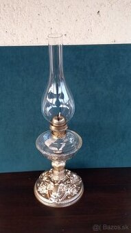 Starožitná petrolejová lampa - 1