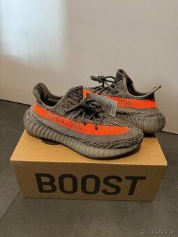 YEEZY BOOST 350 V2