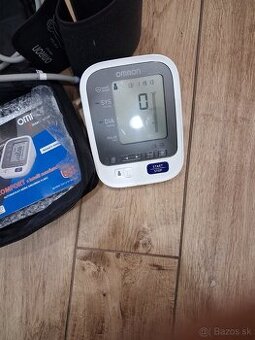 Tlakomer OMRON M6 comfort  s Intelli manžetou