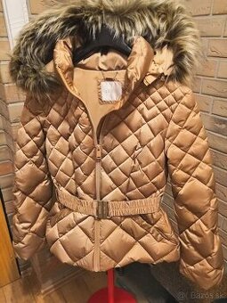 Predám dámsku páperovú bundu GUESS