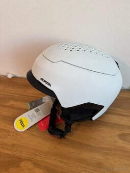 Nová lyžařská helma Alpina Banff MIPS® -