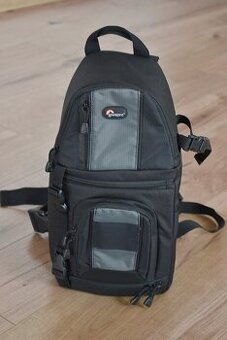 LOWEPRO SlingShot 102 AW - foto batoh