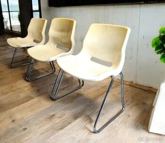 3 retro škandinávske stoličky S. Schöblom