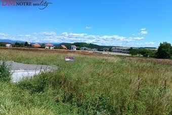 Slnečný pozemok pre Váš nový dom. Okres Poltár.