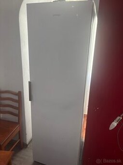 Mraznička Gorenje