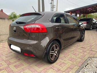 Kia Rio 1.2 CVVT benzín 95.000km