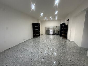 Na prenájom obchodný priestor 63m2 - Voľný ihned