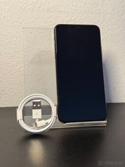 Predám Apple iPhone 11 PRO MAX 64GB Black Minimálne známky