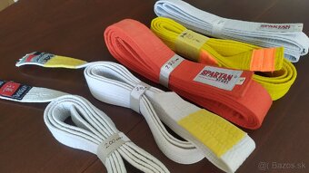 Karate kimono,opasok a rukavice