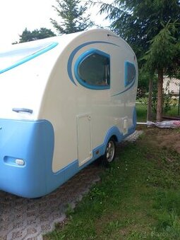 Predam karavan Adria action 341 ph - 1