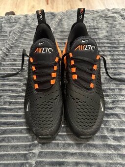 Nike Air Max 270