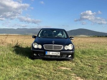 Mercedes C trieda 220 CDI Avantgarde A/T r.v.2004