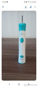 Sonička zubná kefka