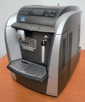 Kapsulový kávovar Lavazza Blue LB2302