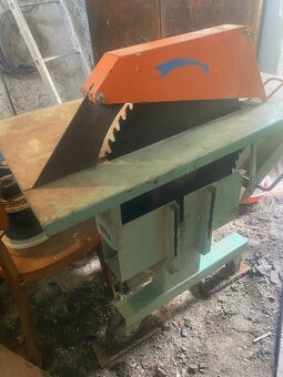 Cirkulárka-stolová píla 5,5 kW s hobľovačkou  málo používaná