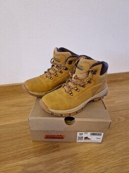 Predam detske zimne topanky