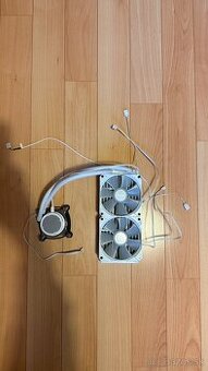 Asus rog strix 240mm - 1