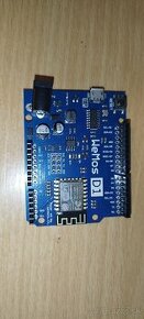 Wemos D1 R2 + kopec periférií