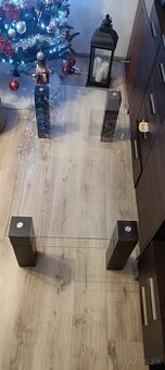 Konferenčný stolík