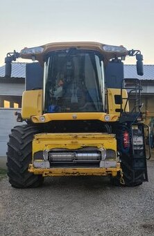 Kombajn New Holland CR 9080