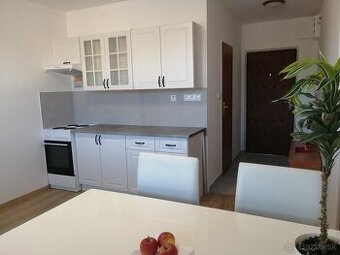 Prenájom: 1 izbový byt - Žarec Čadca